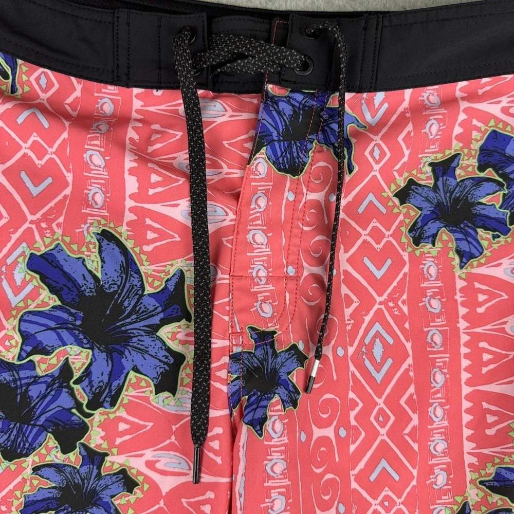 Rip Curl Mirage Ultimate stretch Board Shorts pink Men's 31 Swim Trunks Flower